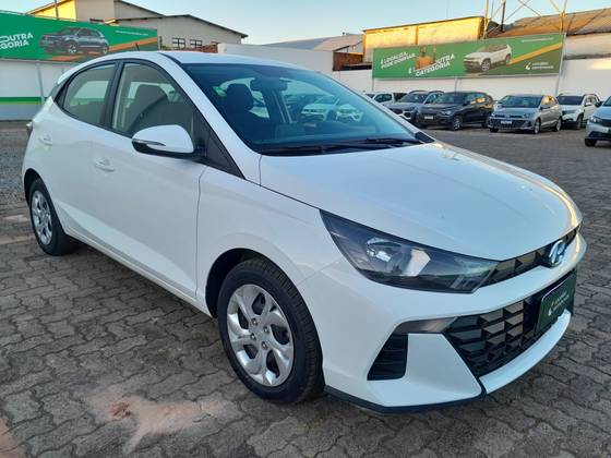 HYUNDAI HB20 1.0 12V FLEX COMFORT PLUS MANUAL HYUNDAI HB20 1.0 12V FLEX COMFORT PLUS MANUAL